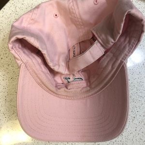 Very cute baseball hat!!